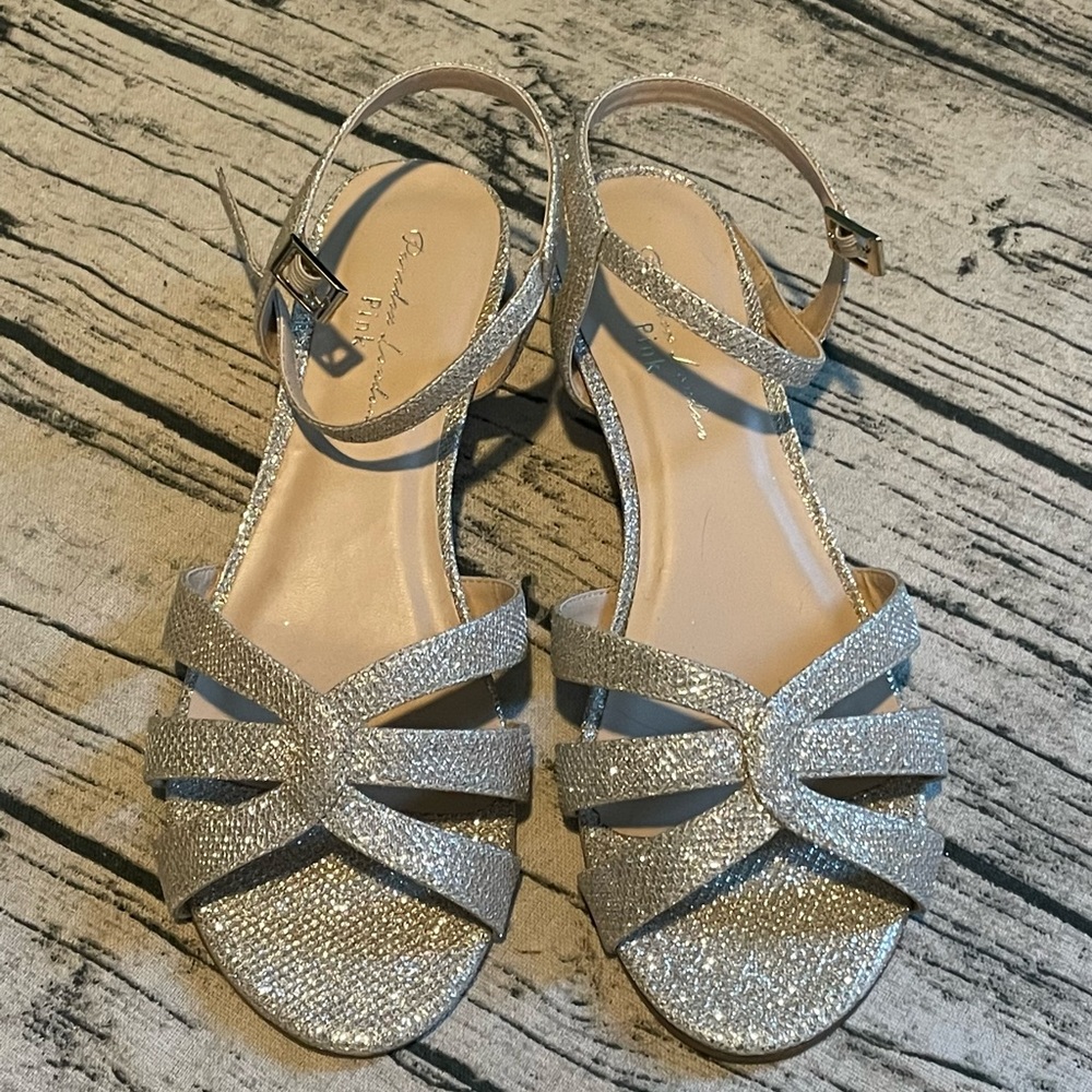 NWOB- Paradox London wedge sandal - 8.5